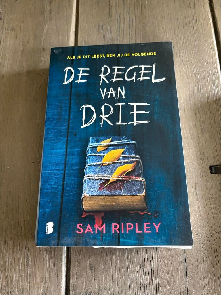 Boek Sam Ripley - De Regel van Drie, Boeken, Ophalen of Verzenden, Gelezen, Europa overig