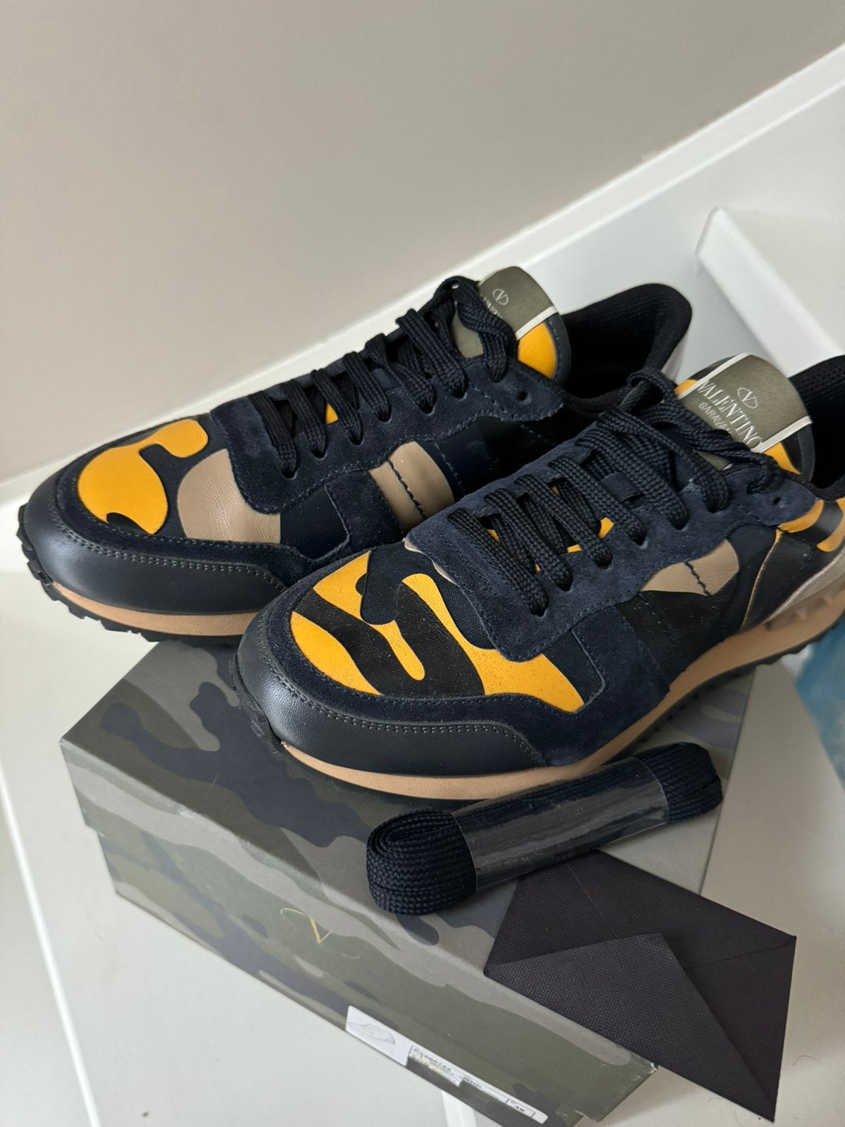 Valentino sneakers nieuw, Ophalen of Verzenden, Zo goed als nieuw