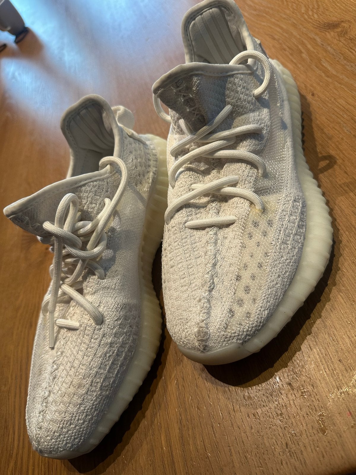 Originele Yeezy sneakers maat 39 1/3 - Zo goed als nieuw, Ophalen of Verzenden, Zo goed als nieuw, Wit, Sneakers of Gympen