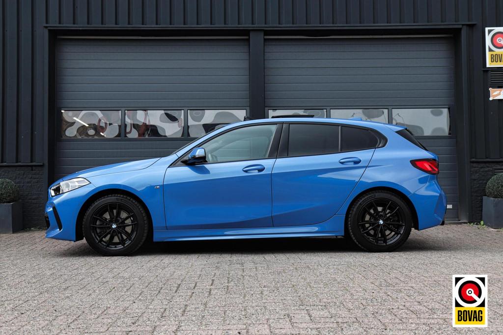 BMW 1-serie 120i M-Sport M-Pakket |LED|PANODAK|STOEL+STUURVE, 1998 cc, Gebruikt, Huisgarantie, 4 cilinders