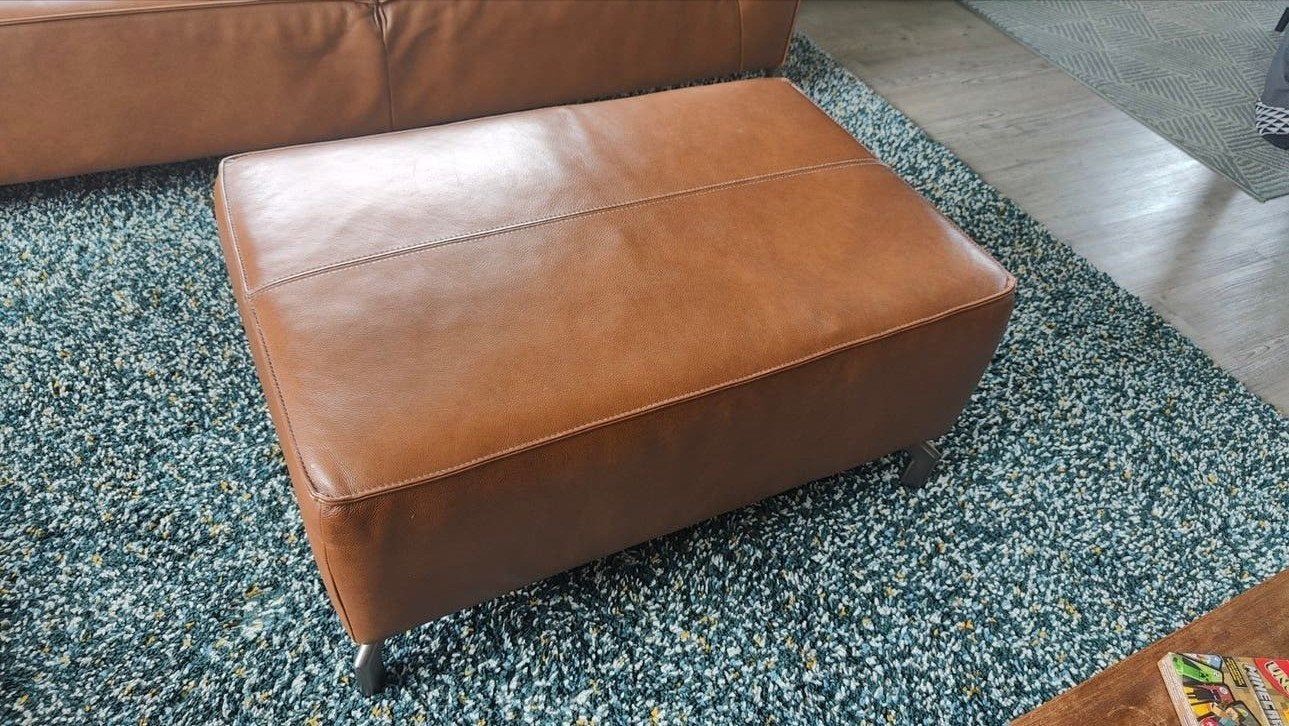 Henders & Hazel Zembla leren bank + poef | cognac | 2,5-zits, Huis en Inrichting, Ophalen, Overige maten, Zo goed als nieuw, 200 tot 250 cm