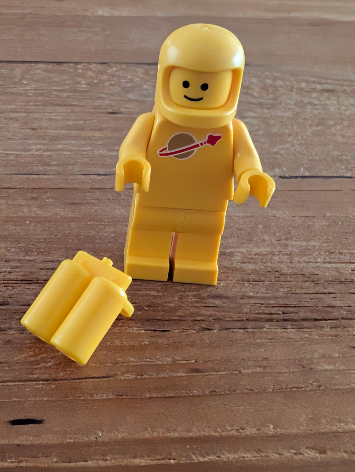 Lego Minifigures classic Space astronaut geel, Lego, Nieuw, Ophalen of Verzenden, Inclusief accessoires