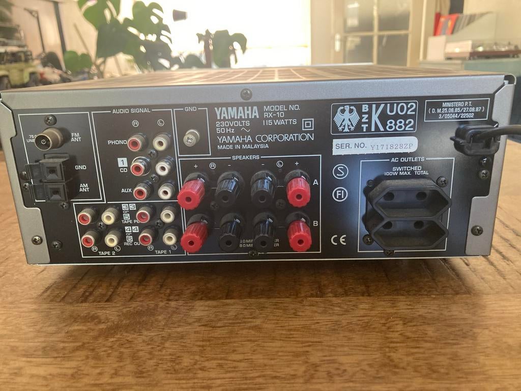 Yamaha RX-10 Stereo Receiver met Bluetooth adapter, Gebruikt, Yamaha, Ophalen of Verzenden, Minder dan 60 watt