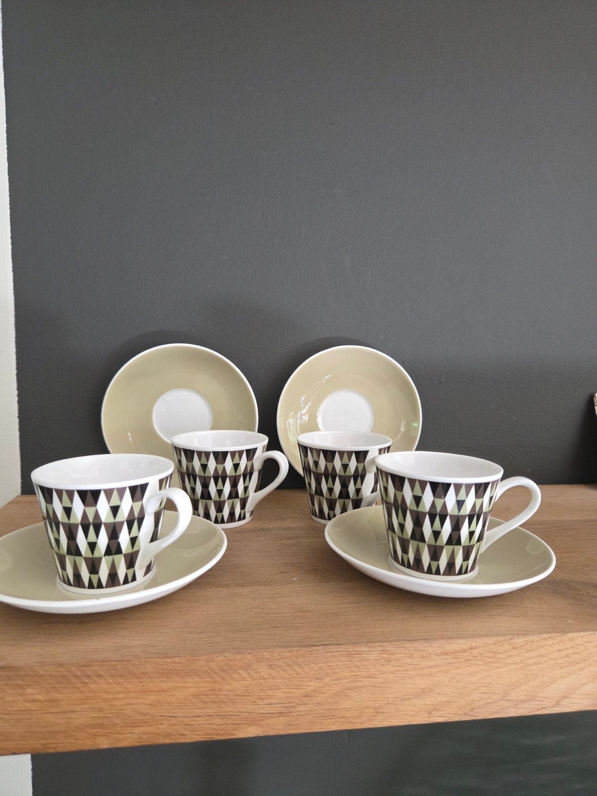 4x bone china 'Concerto' kop- en schotels, Antiek en Kunst, Ophalen of Verzenden