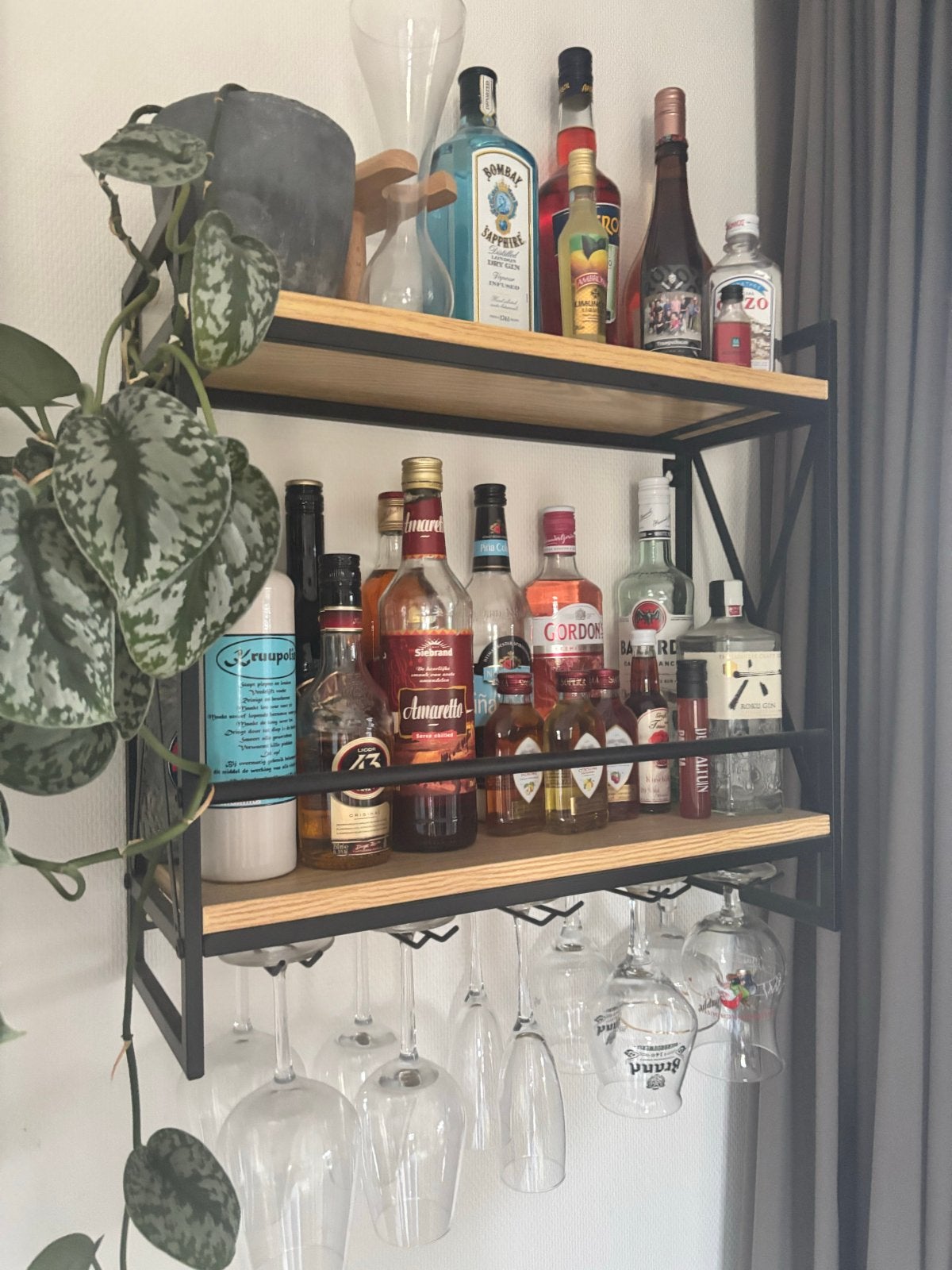 Wandrek met glashouders - Industrieel design, Ophalen, Hout, Zwart, Zo goed als nieuw