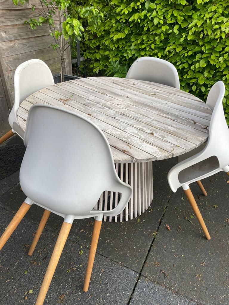 Ronde tafel met 4 stoelen, Ophalen, Gebruikt, Rond, Kunststof