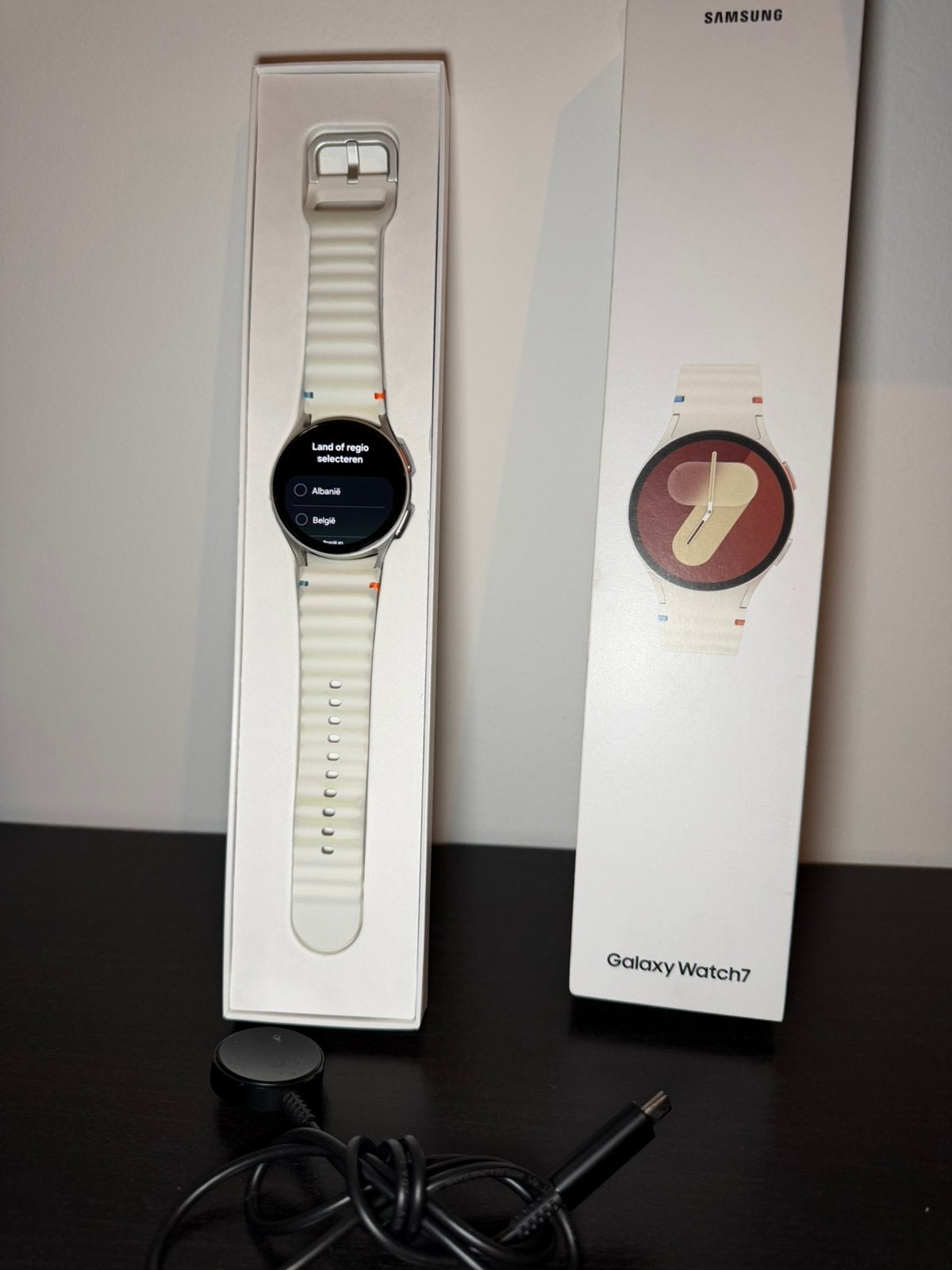 Samsung Galaxy Watch 7 40mm Silver/White - in doos, Ophalen of Verzenden, Zo goed als nieuw, Waterdicht, GPS