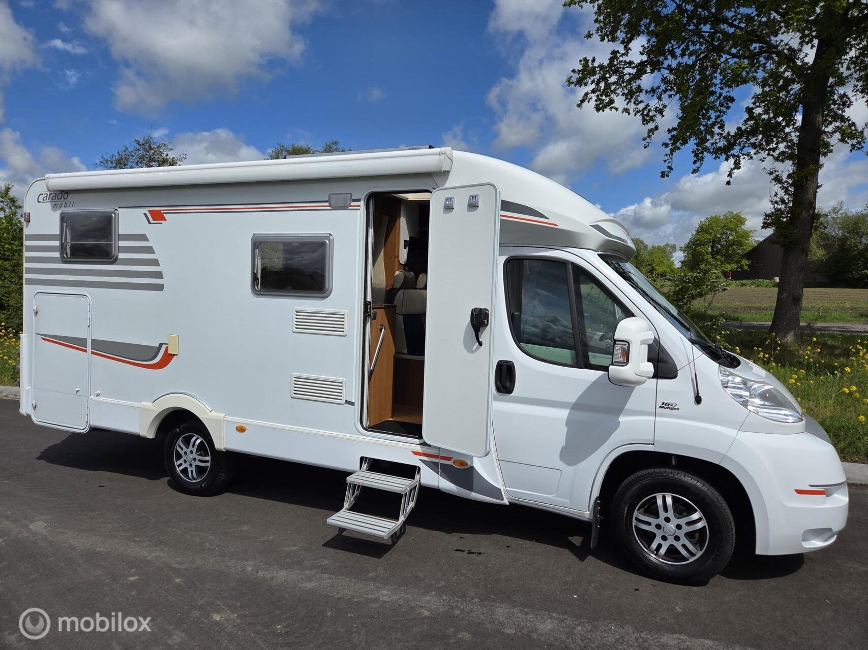 Carado T 337 Half-integraal Enkele bedden Euro4, 158PK, 6 tot 7 meter, Bedrijf, 6 tot 7 meter, Half-integraal