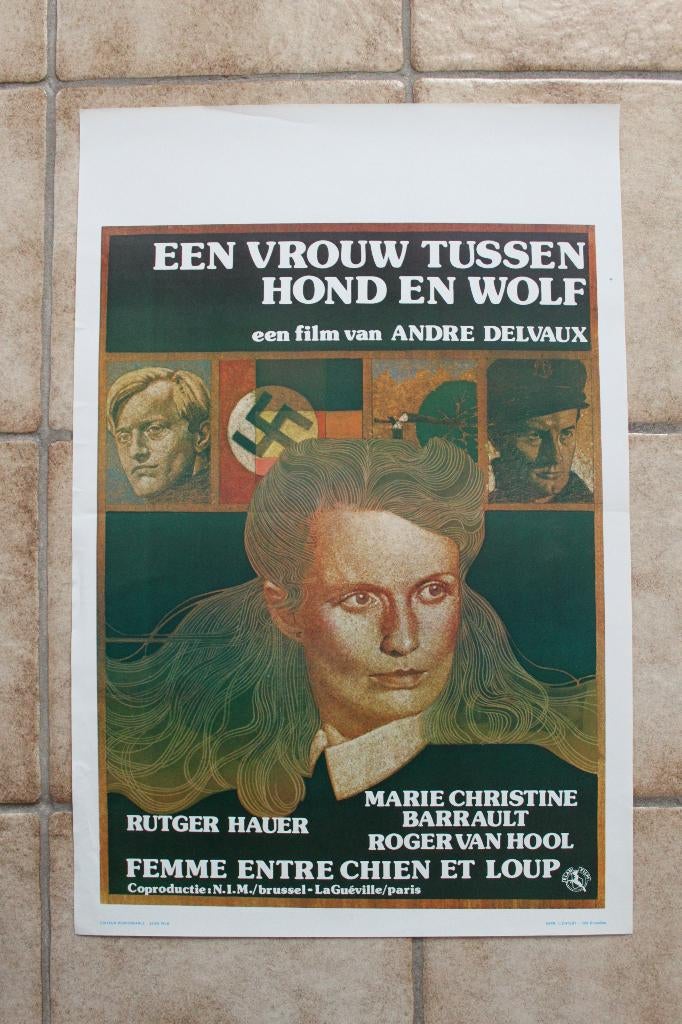 filmaffiche een vrouw tussen hond en wolf 1979 filmposter, Verzamelen, Posters, Rechthoekig Staand, Ophalen of Verzenden, Zo goed als nieuw