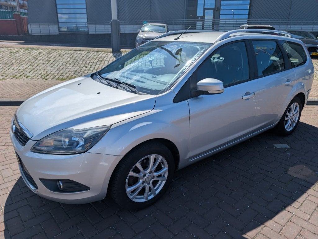 Ford Focus 1.8 - APK mei '27 - Distributieketting!, Zwart, 4 cilinders, Particulier, Parkeersensor