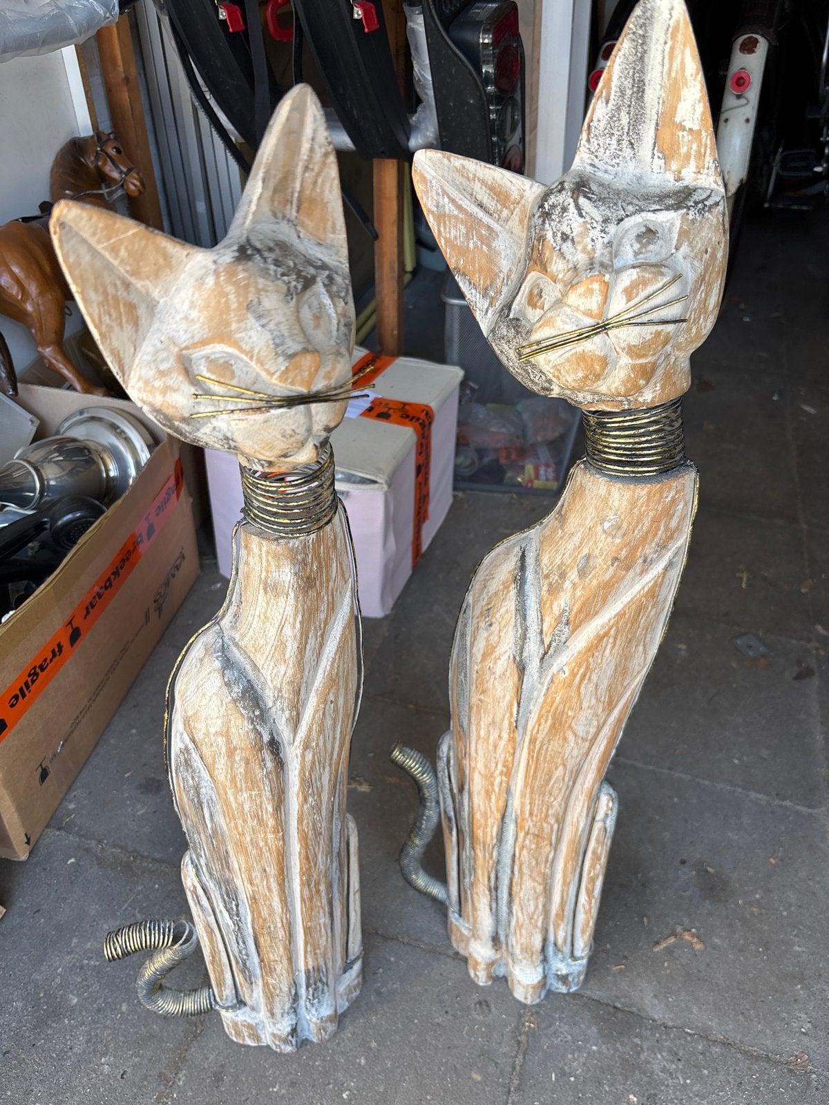 Decoratieve houten kattenbeelden - 80 cm hoog, Hout, Gebruikt, Meerkleurig, Overige stijlen