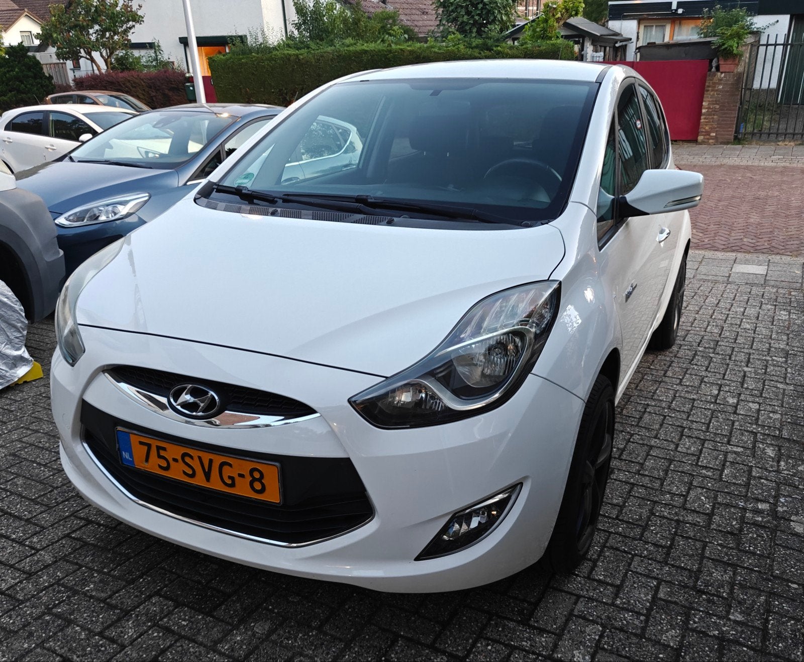 Hyundai iX20 1.4 Cvvt 2011 Wit, Auto's, Hyundai, Voorwielaandrijving, Zwart, 4 cilinders, 1396 cc
