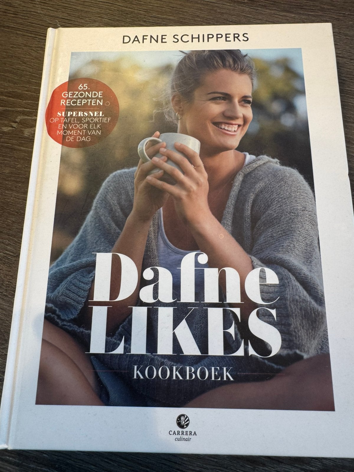 Dafne Schippers - Dafne likes kookboek, Ophalen of Verzenden, Zo goed als nieuw, Dafne Schippers; Sanne Schippers