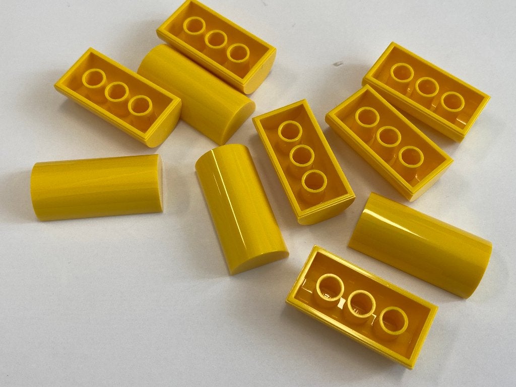Partij 10x 2x4 Lego dubbel gebogen dakpannen diverse kleuren, Overige thema's, Lego, Nieuw, Ophalen of Verzenden