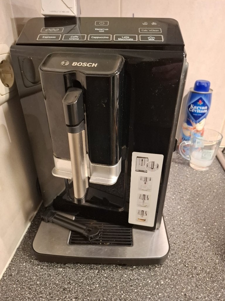 Bosch VeroCup 100 Volautomatische Espressomachine, Ophalen, Gebruikt, Espresso apparaat, 10 kopjes of meer