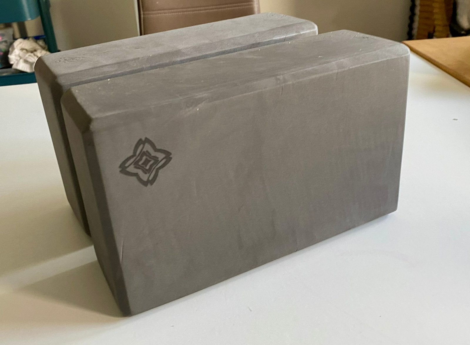 Twee yogablokken, Ophalen of Verzenden, Gebruikt, Yoga-accessoire