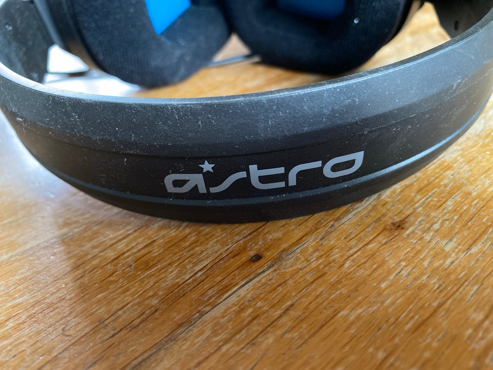 Astro A10 Gaming Headset - Zwart/Blauw, Gebruikt, Over-ear, Microfoon, Zwart