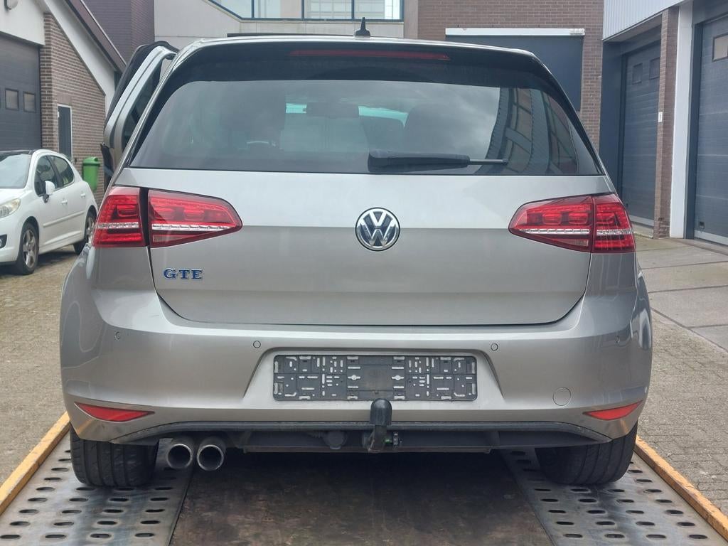 Golf 7 achterklep Kleur code LB7W / LC9X bj 2015, Ophalen, Bumper