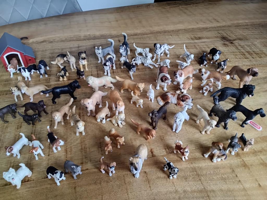 Schleich honden, grote collectie., Verzamelen, Dierenverzamelingen, Ophalen of Verzenden, Zo goed als nieuw, Hond of Kat, Beeldje of Figuurtje