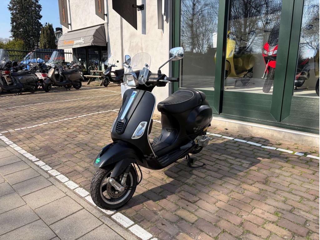 Vespa S 50 4T | Snor | 2013 | Opknapper, Fietsen en Brommers, Scooters | Vespa, Zo goed als nieuw, Vespa S, Maximaal 25 km/u, Benzine