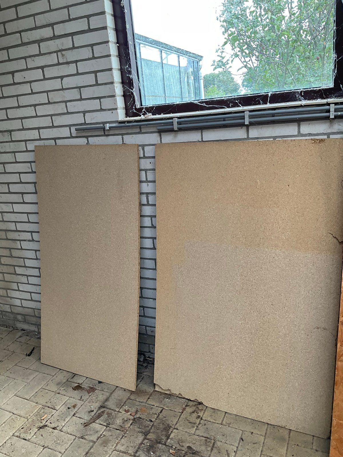 Vier grote platen spaanplaat, Doe-het-zelf en Verbouw, Platen en Panelen, Ophalen, Gebruikt, Overige materialen, 20 tot 50 mm