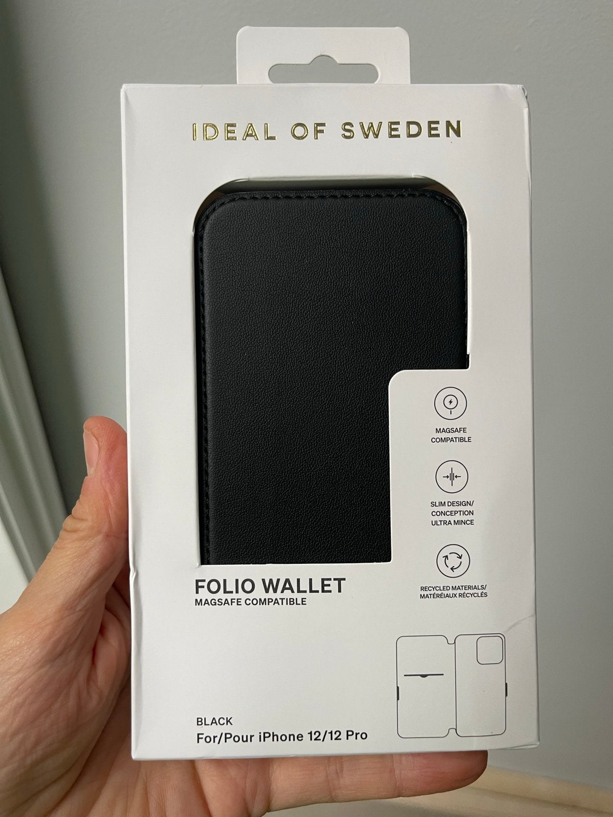 Ideal of Sweden Folio Wallet MagSafe Compatible iPhone 12/12, Zwart, MagSafe, Nieuw, Ideal of Sweden