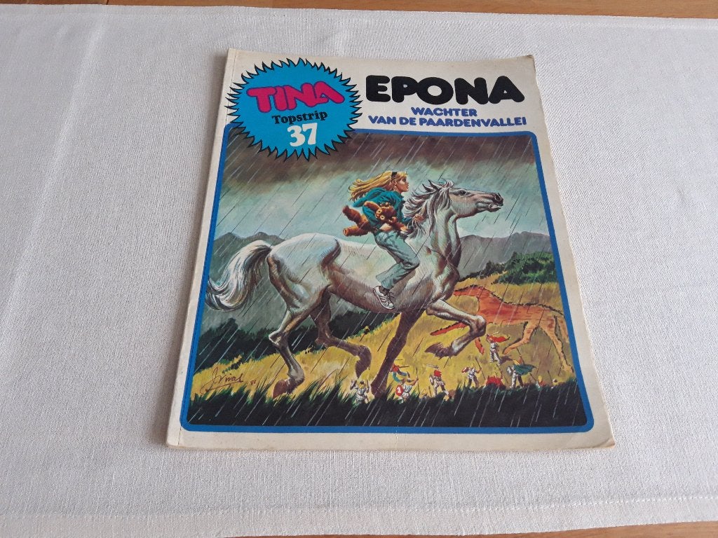 Tina Topstrip 37 - Epona wachter van de paardenvallei, Boeken, Eén stripboek, Ophalen of Verzenden, Gelezen