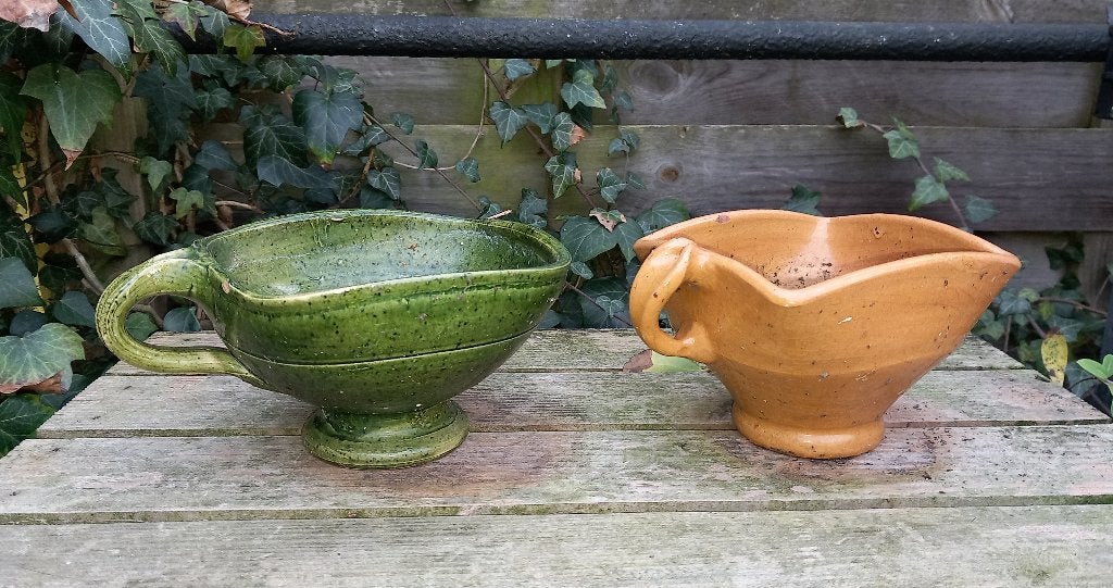Twee 19e eeuwse aardewerk vuurtesten, Antiek en Kunst, Antiek | Keramiek en Aardewerk, Ophalen of Verzenden