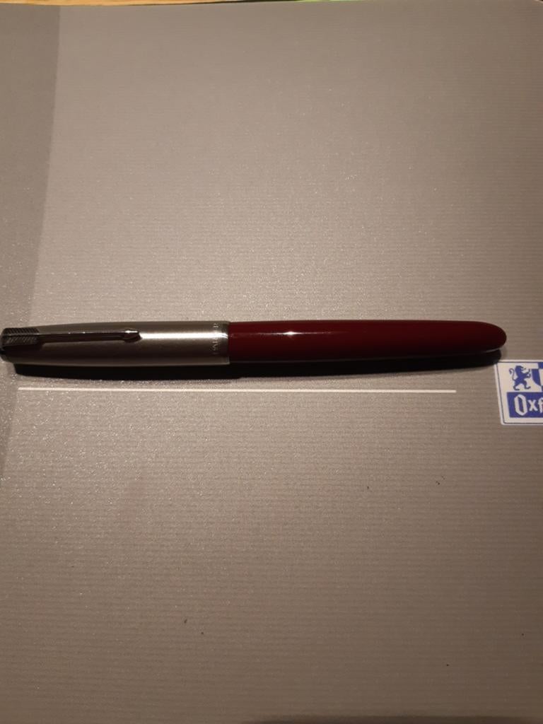 Parker 51 burgundy aerometric medium 14k nib, Ophalen of Verzenden, Zo goed als nieuw, Vulpen, Parker