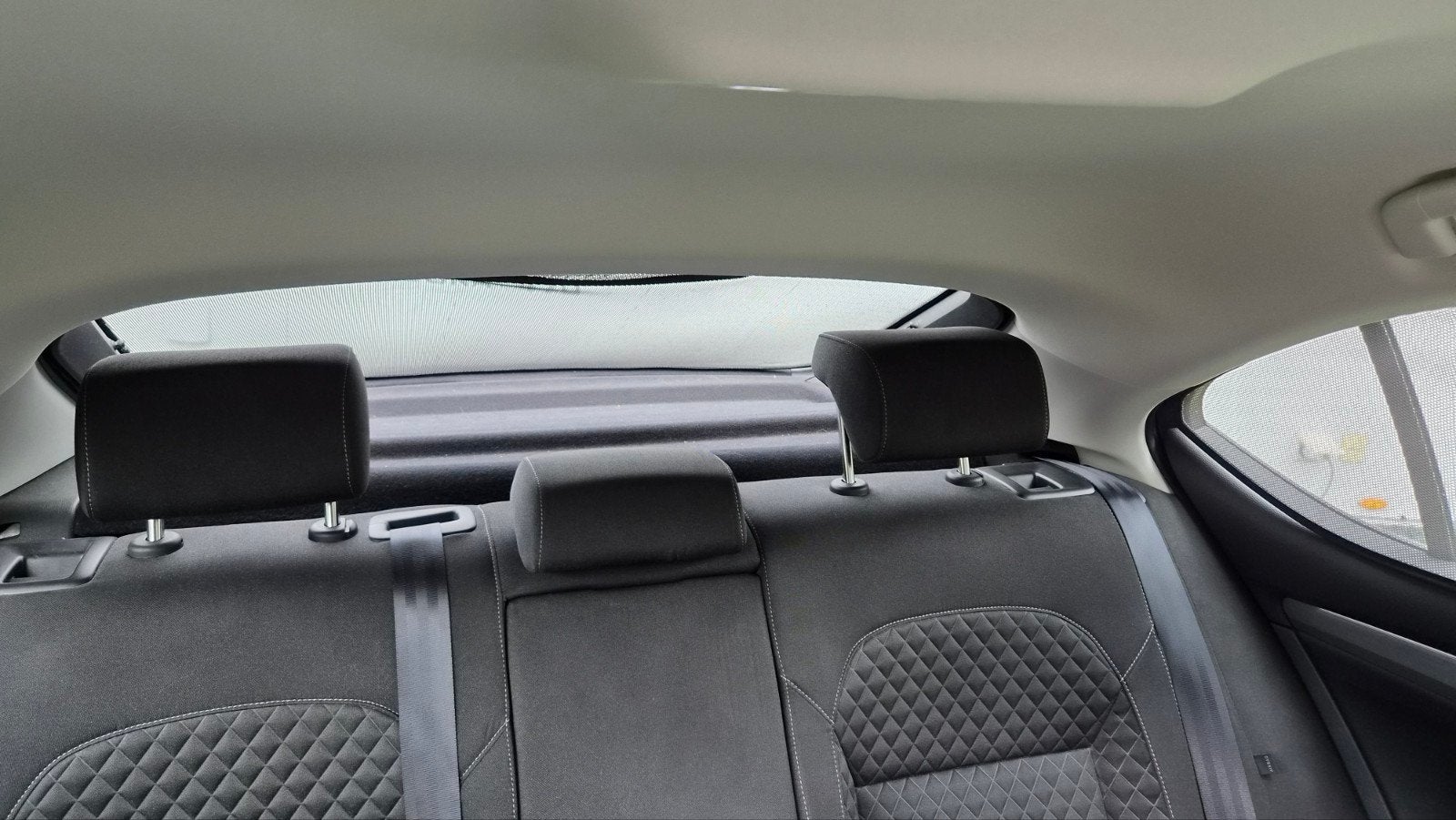 Originele Skoda Superb Hatchback Zonneschermen (2018+), Ophalen, Zo goed als nieuw