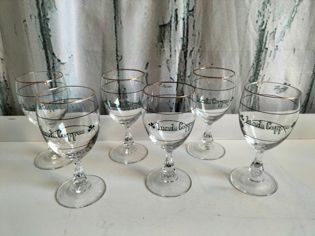 Arcoroc Irish coffee glazen op voet, Verzamelen, Glas en Borrelglaasjes, Ophalen of Verzenden, Zo goed als nieuw, Overige typen