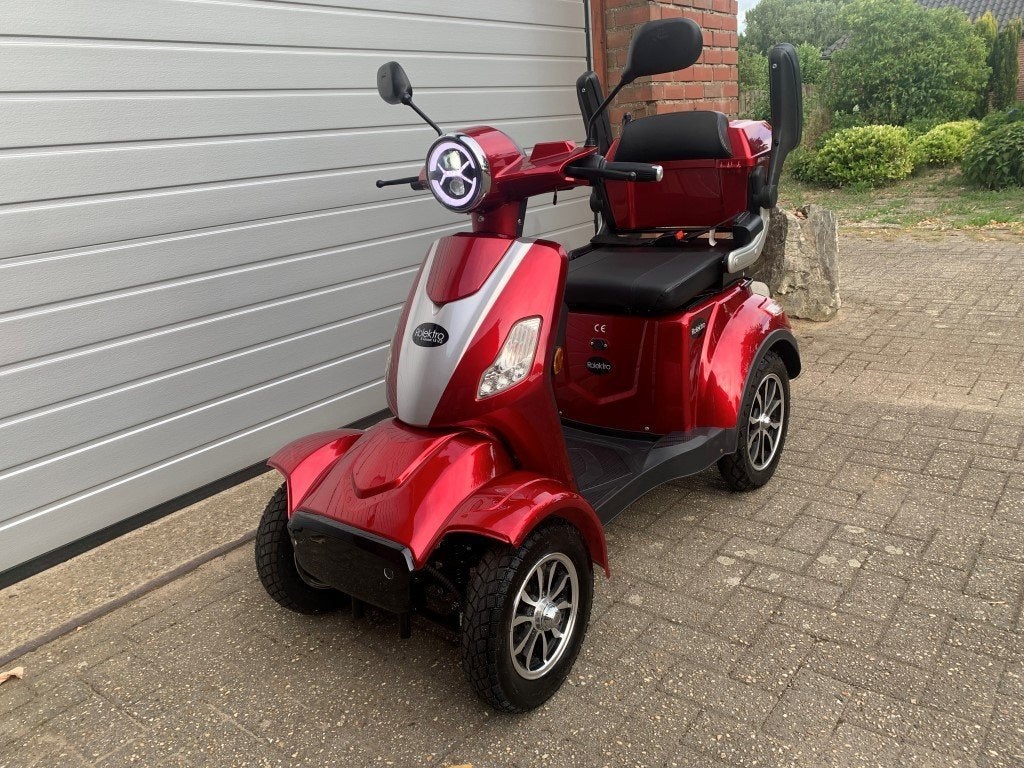 Foto 2 van Rolektro E-Quad 15 V2 scootmobiel met nieuwe accu's