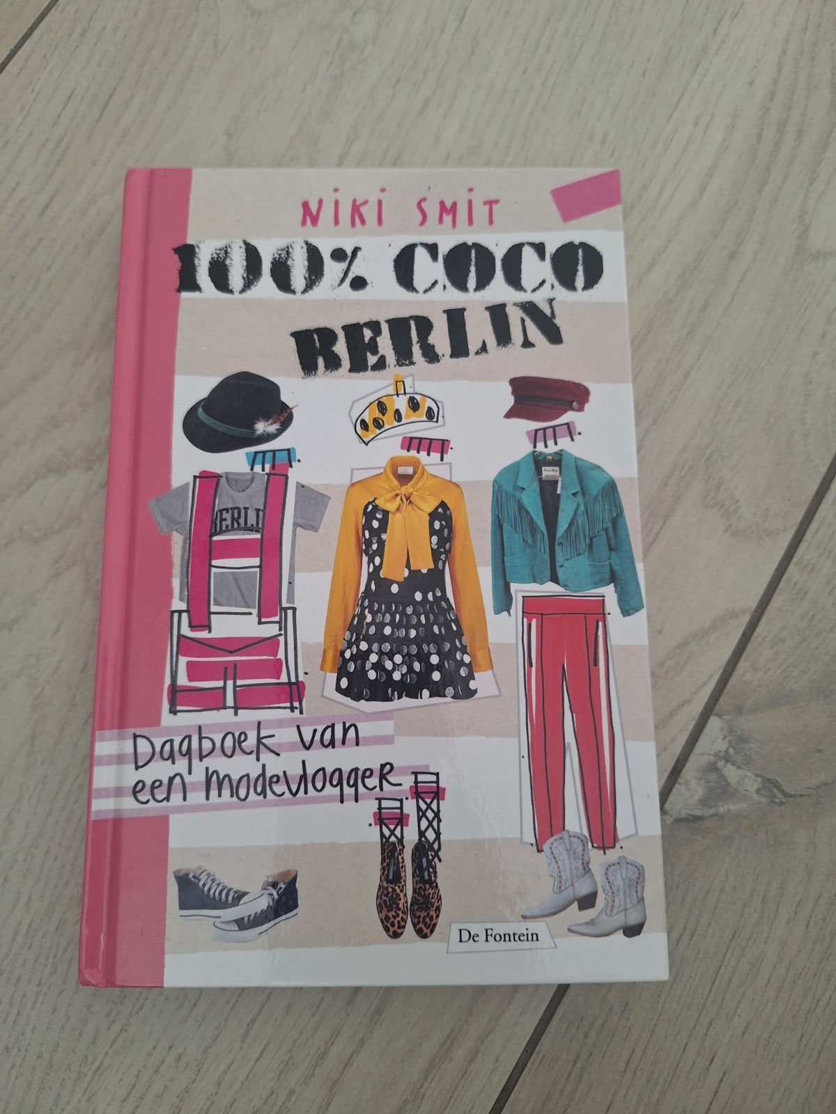 100% Coco Berlin - Dagboek van een modevlogger, Ophalen of Verzenden, Gelezen, Niki Smit, Fictie