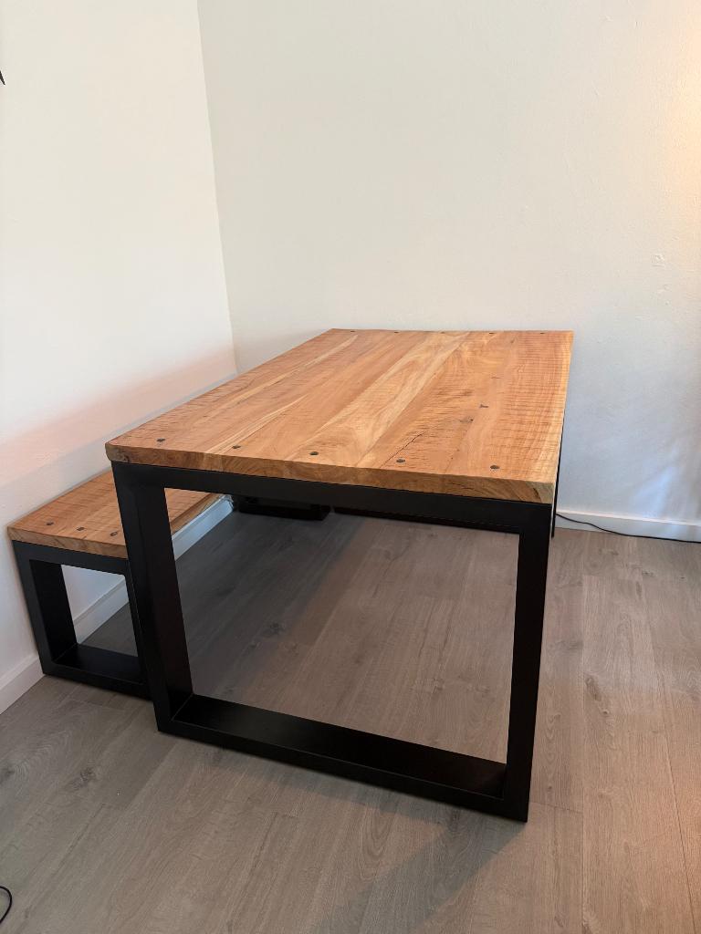 Industriële eettafel 120 cm + bankje Giga Meubel, 100 tot 150 cm, 50 tot 100 cm, Zo goed als nieuw, Vier personen