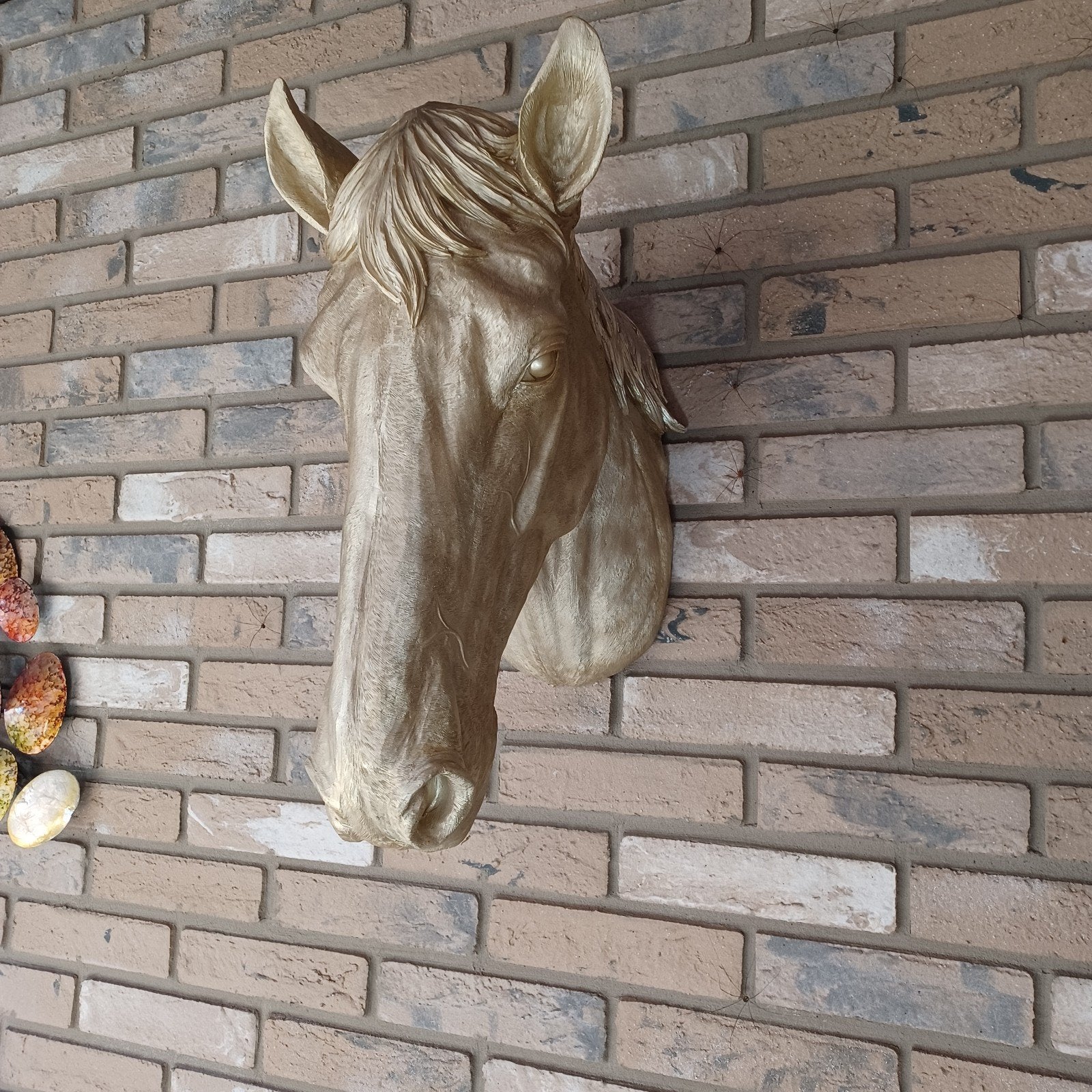 Gouden paardenhoofd wanddecoratie nieuw, Antiek en Kunst, Kunststof, 50 - 100 cm, Zoogdier, Wanddecoratie