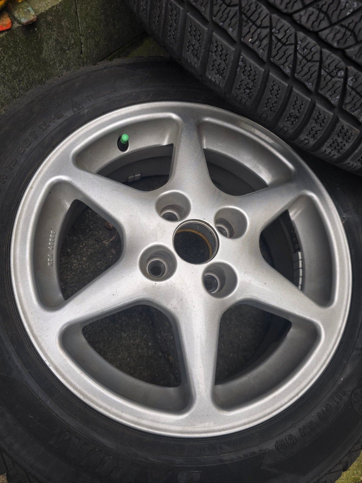 15 inch Velgen met Winterbanden 185/65 R15, Ophalen of Verzenden, Gebruikt