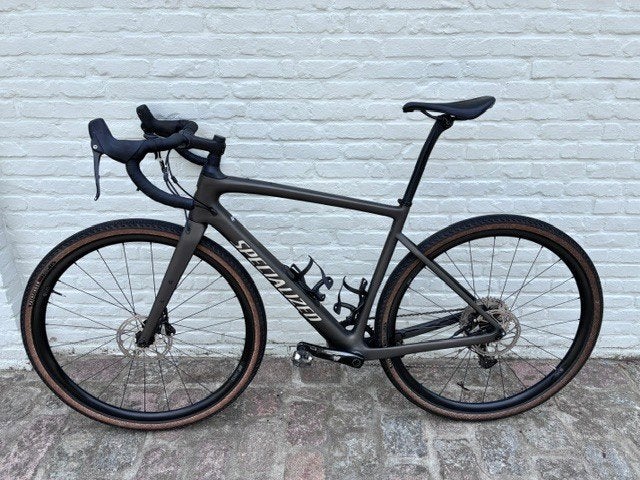 Specialized Diverge Carbon, 28 inch, Gebruikt, Vering, 10 tot 15 versnellingen