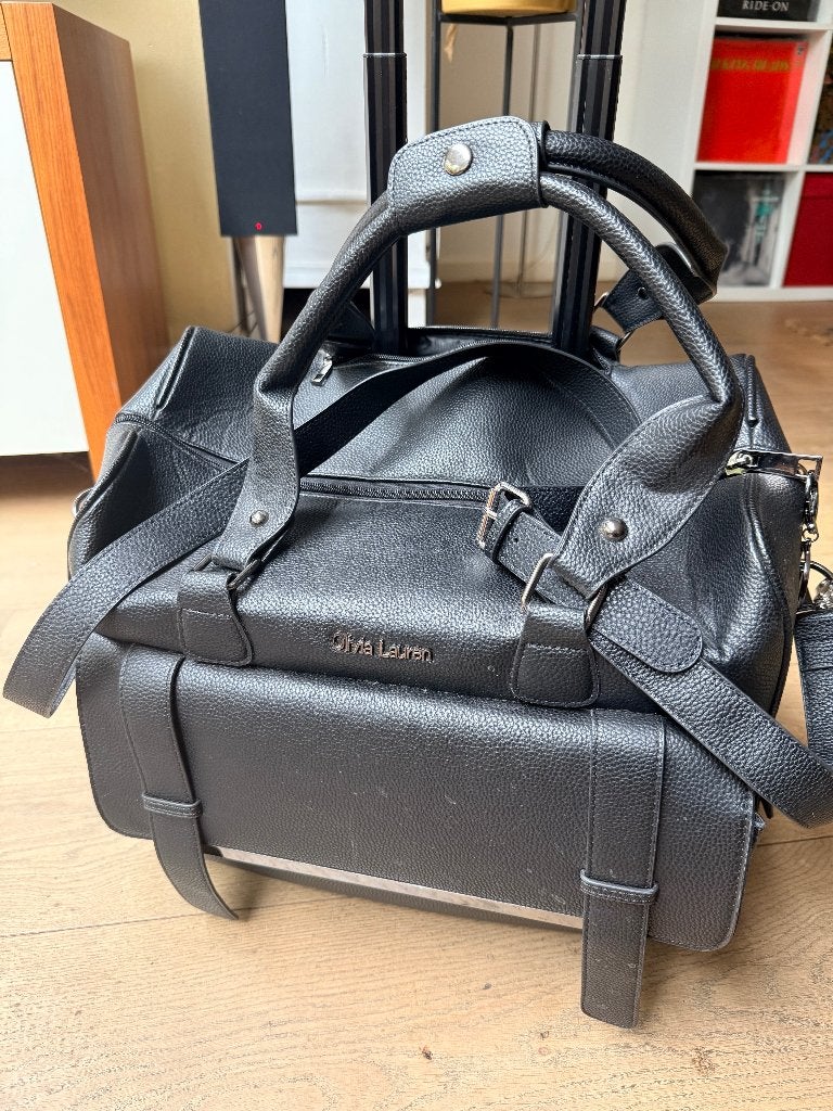Laptop trolley (trekkoffer) voor (zakelijke) reizen of werk, Computers en Software, Ophalen, Trolleytas, 17 inch of meer, Zo goed als nieuw