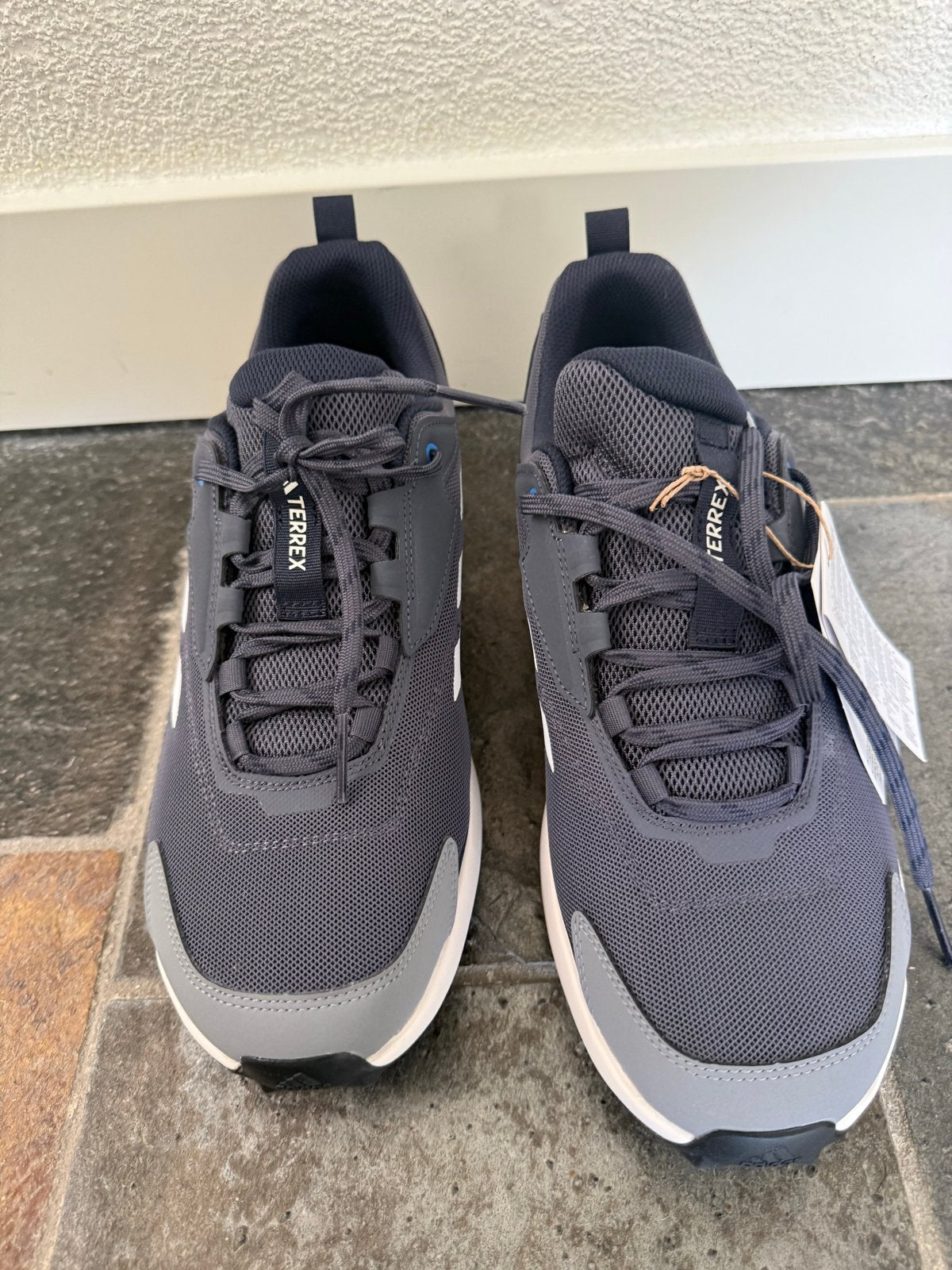 Nieuwe Adidas Terrex wandelschoenen - Maat 44, Ophalen of Verzenden, Nieuw, Overige kleuren, Wandelschoenen of Bergschoenen