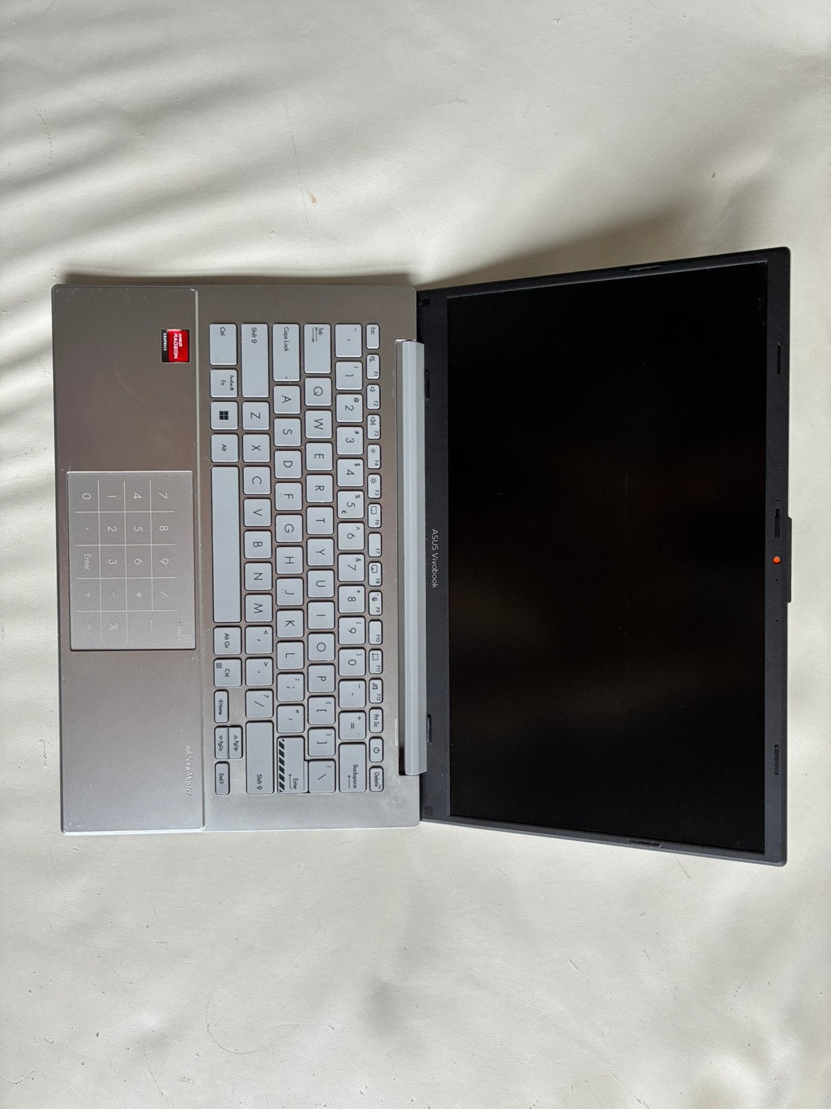 ASUS Vivobook Go 14 E1404FA 14 inch 512gb (bon inbegrepen), Computers en Software, Gebruikt, Qwerty, 14 inch, Ophalen of Verzenden