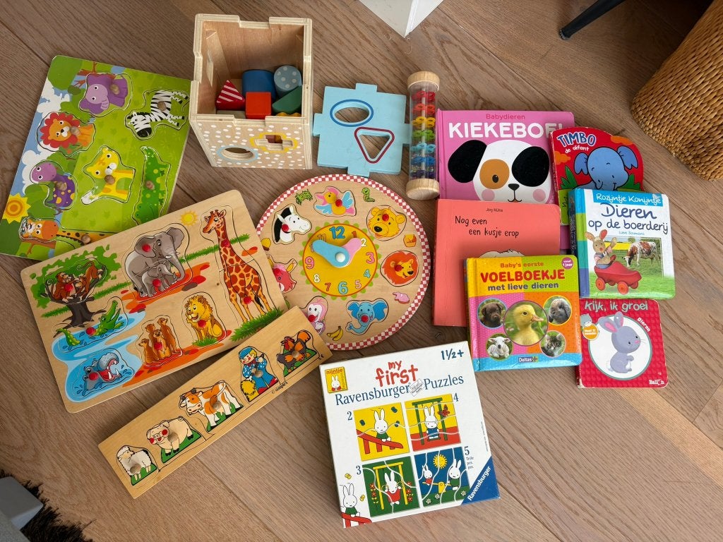 Grote houten puzzels, blokjes en babyboekjes, Ophalen of Verzenden, Zo goed als nieuw