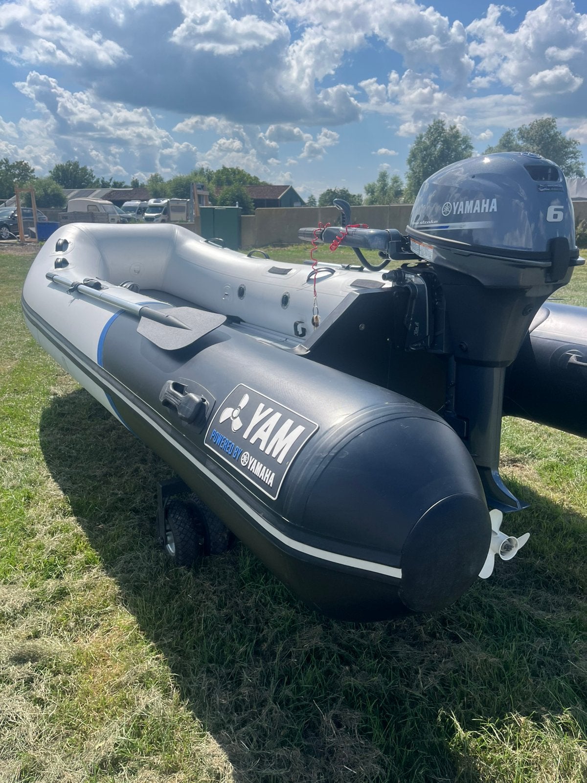 Yam 380s + 8pk Yamaha 4takt, Ophalen, Zo goed als nieuw, Buitenboordmotor, Yam