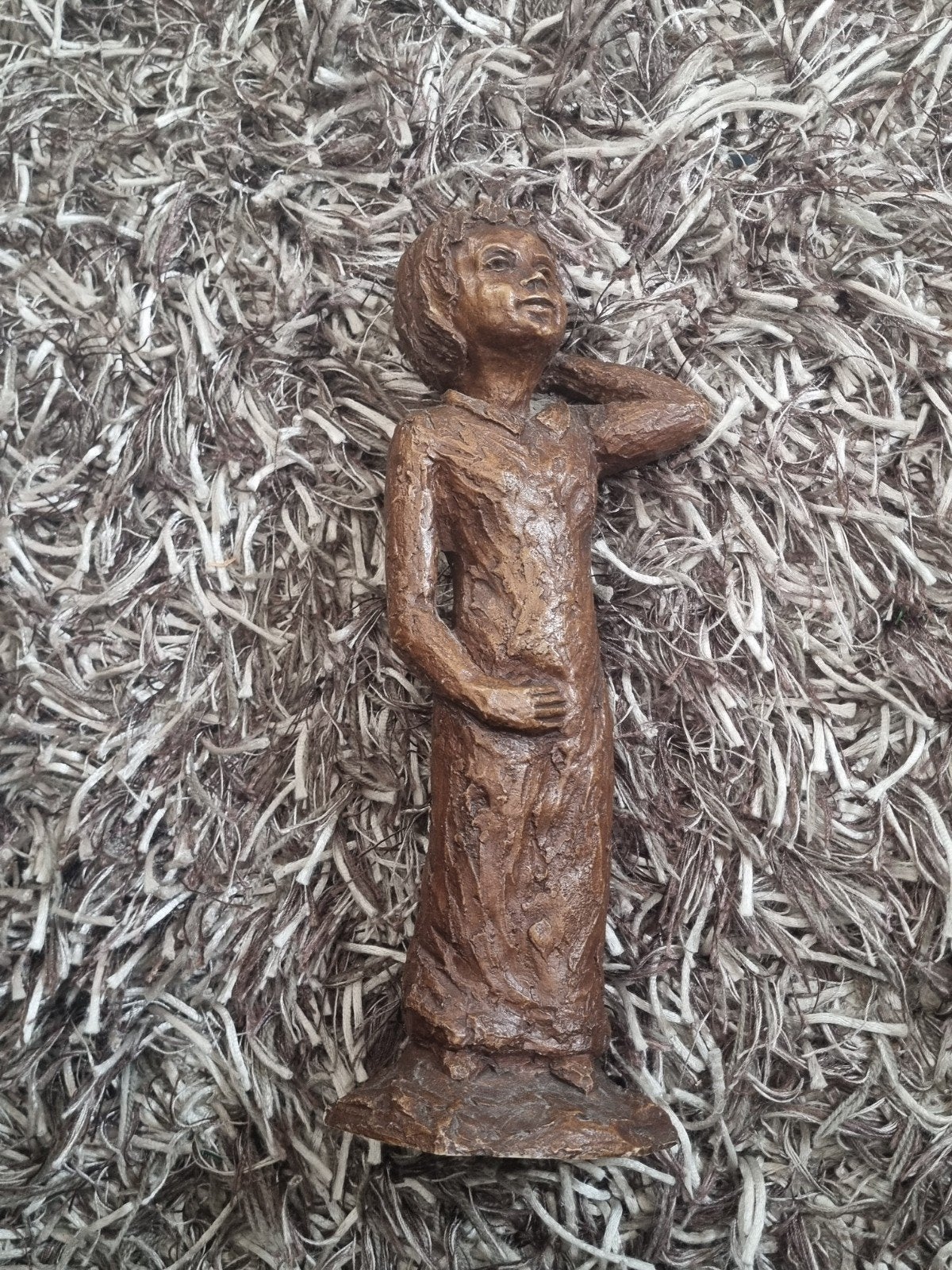 kunstof beeldje van een vrouw, 34 x 12 cm doos C, Kunststof, Ophalen of Verzenden, Gepatineerd, 20 - 50 cm