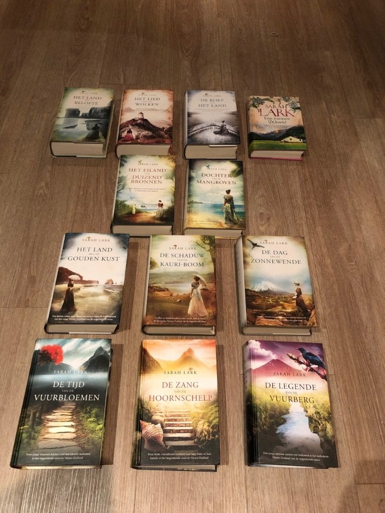 4 series van Sarah Lark in uitstekende staat, Ophalen, Zo goed als nieuw, Sarah Lark, Nederland