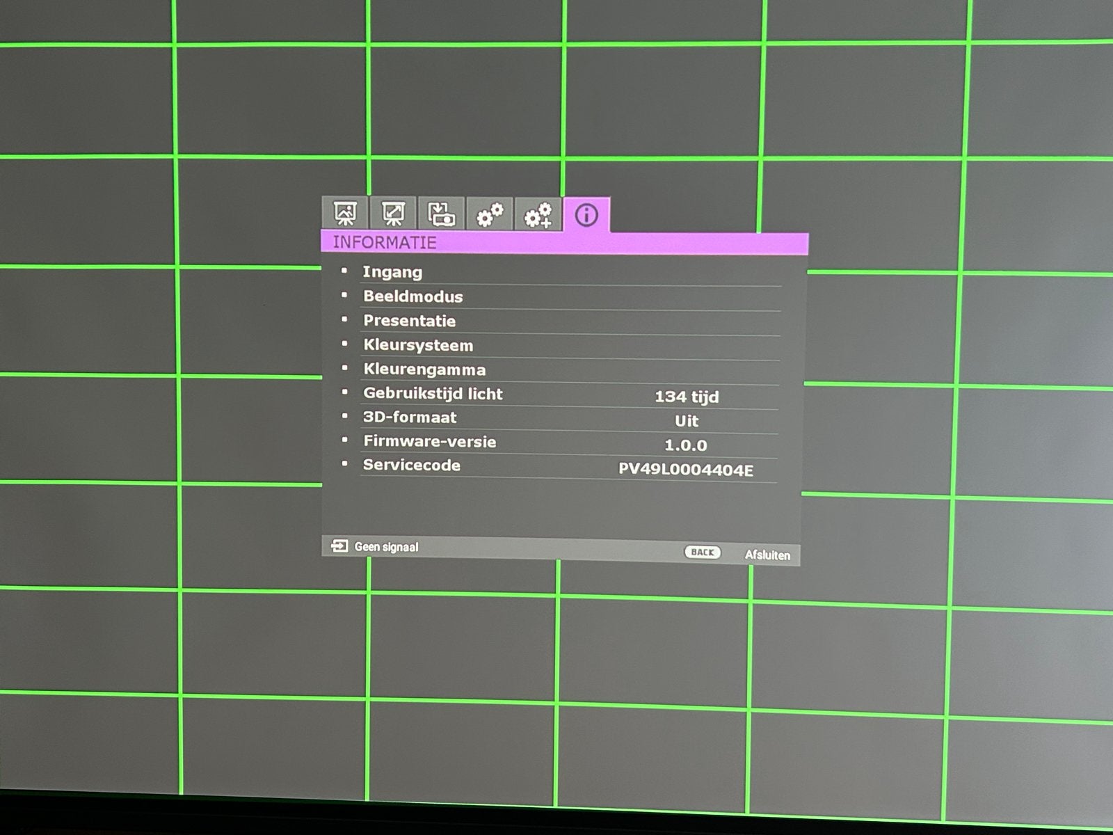 BenQ W2700i 3D Beamer met 16:9 scherm en 4 3D brillen, Ophalen, BenQ, Zo goed als nieuw, DLP