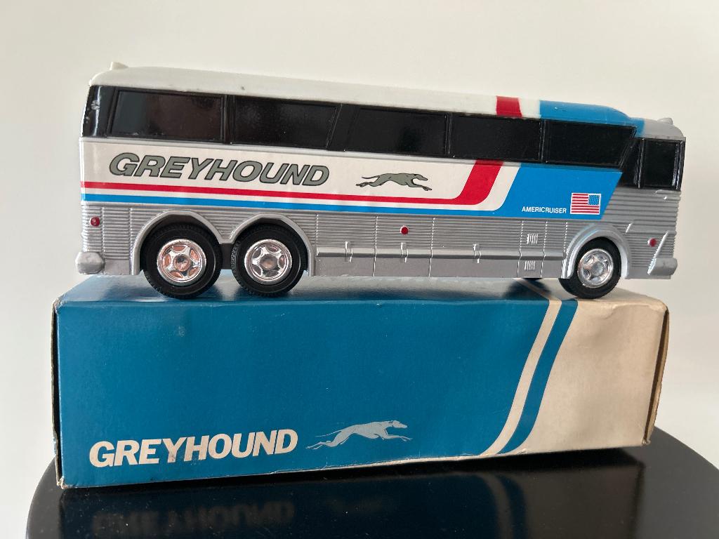Vintage Greyhound bus spaarpot Americruiser met doos, Verzenden, Zo goed als nieuw, Kunststof, Vervoermiddel