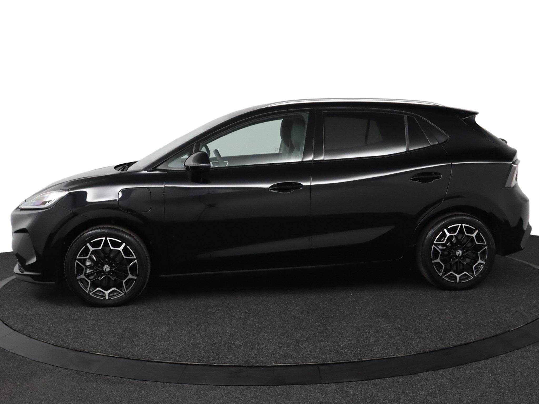 MG 4 EV Urban Premium 54 kWh, Stof, 1520 kg, 160 pk, 416 km