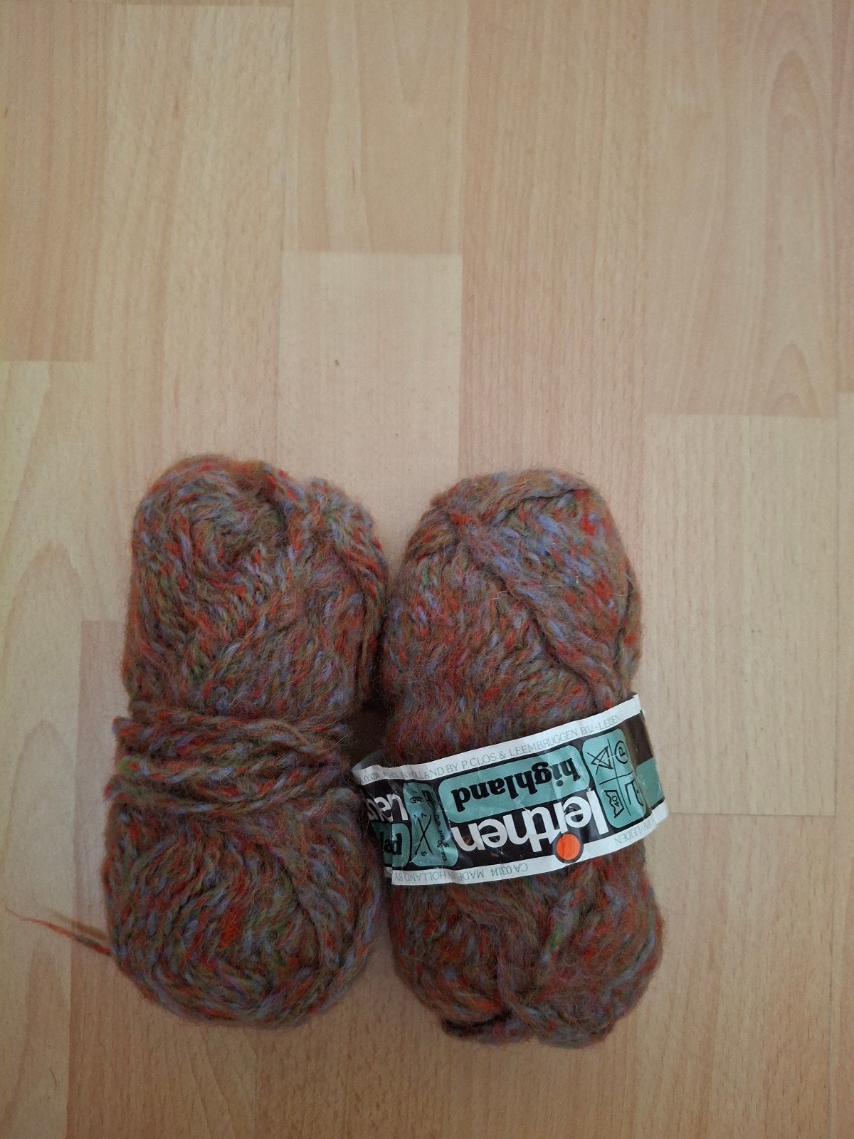 9 bollen echte wol leithen 50gr pst, naald 7/8, opbrengst Z, Ophalen of Verzenden, Nieuw, Breien of Haken, Wol of Garen