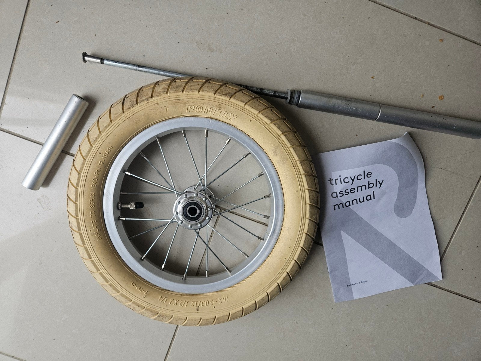 Veloretti ombouwset van tweewieler naar driewieler, Fietsen en Brommers, Fietsen | Kinderfietsjes, Ophalen, Minder dan 16 inch