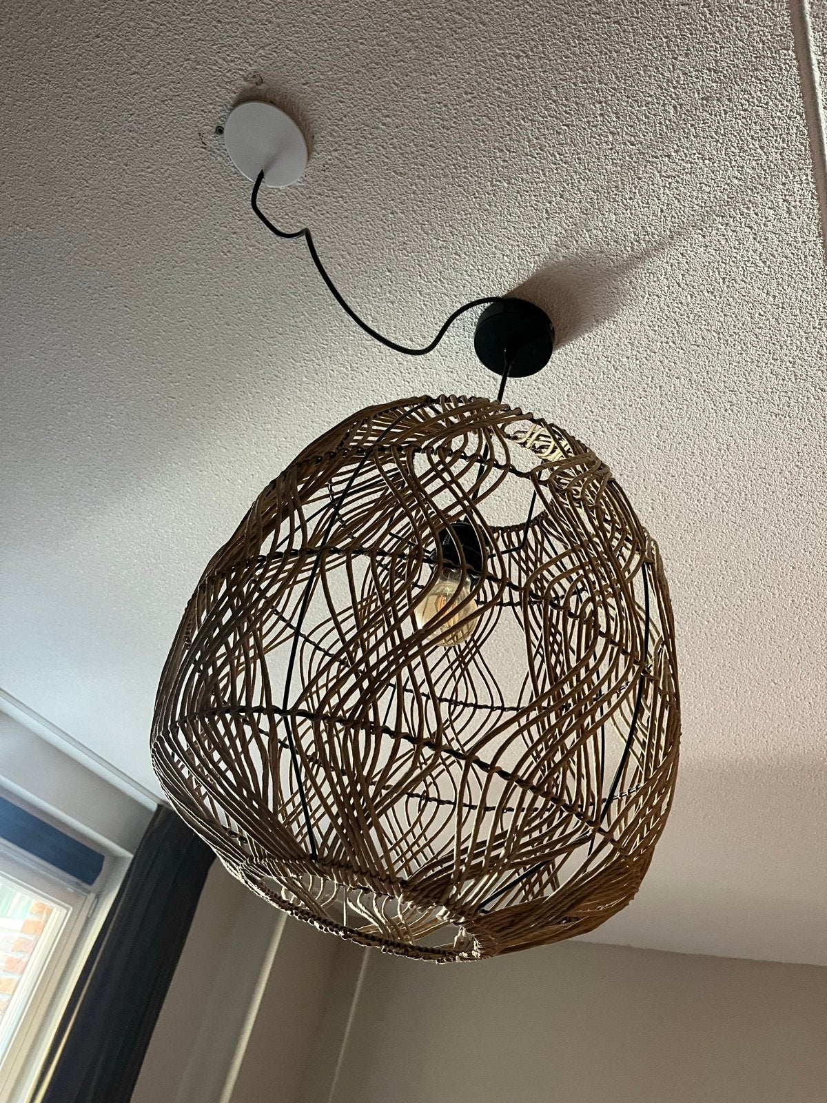 Hanglamp van touw/riet - Natuurlijke uitstraling, Ophalen, Gebruikt, Natuurlijk materiaal, E27 (groot)